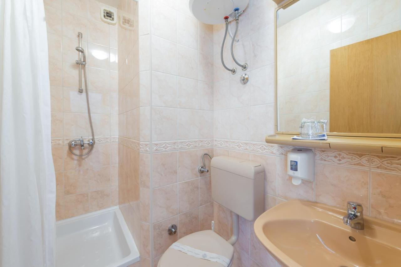 Adria Penzion 3*